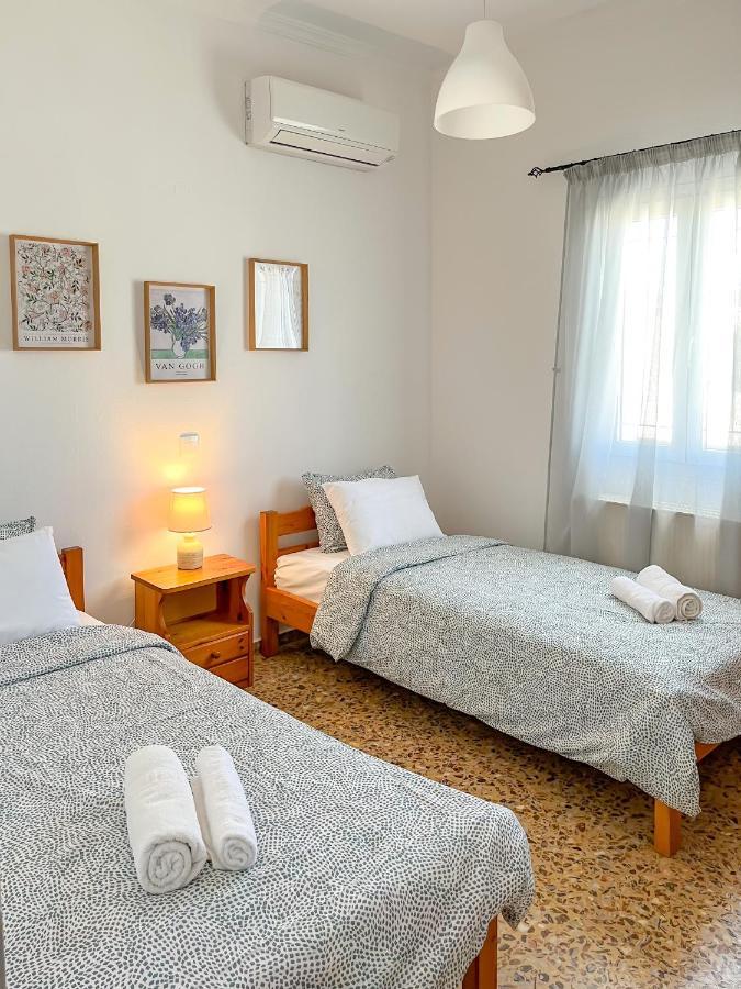 Relax By The Apartment *